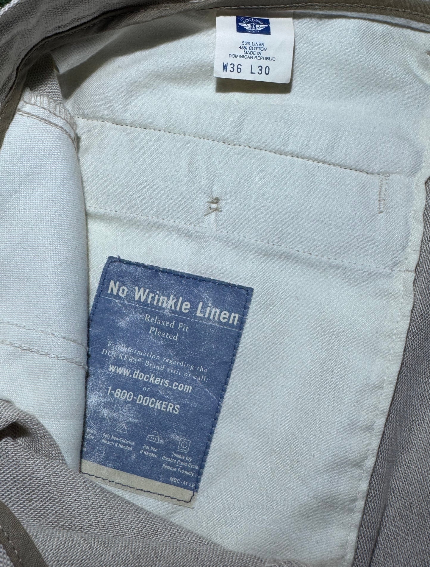 Dockers Khakis ленен панталон W36 L30 – бежов, плисета