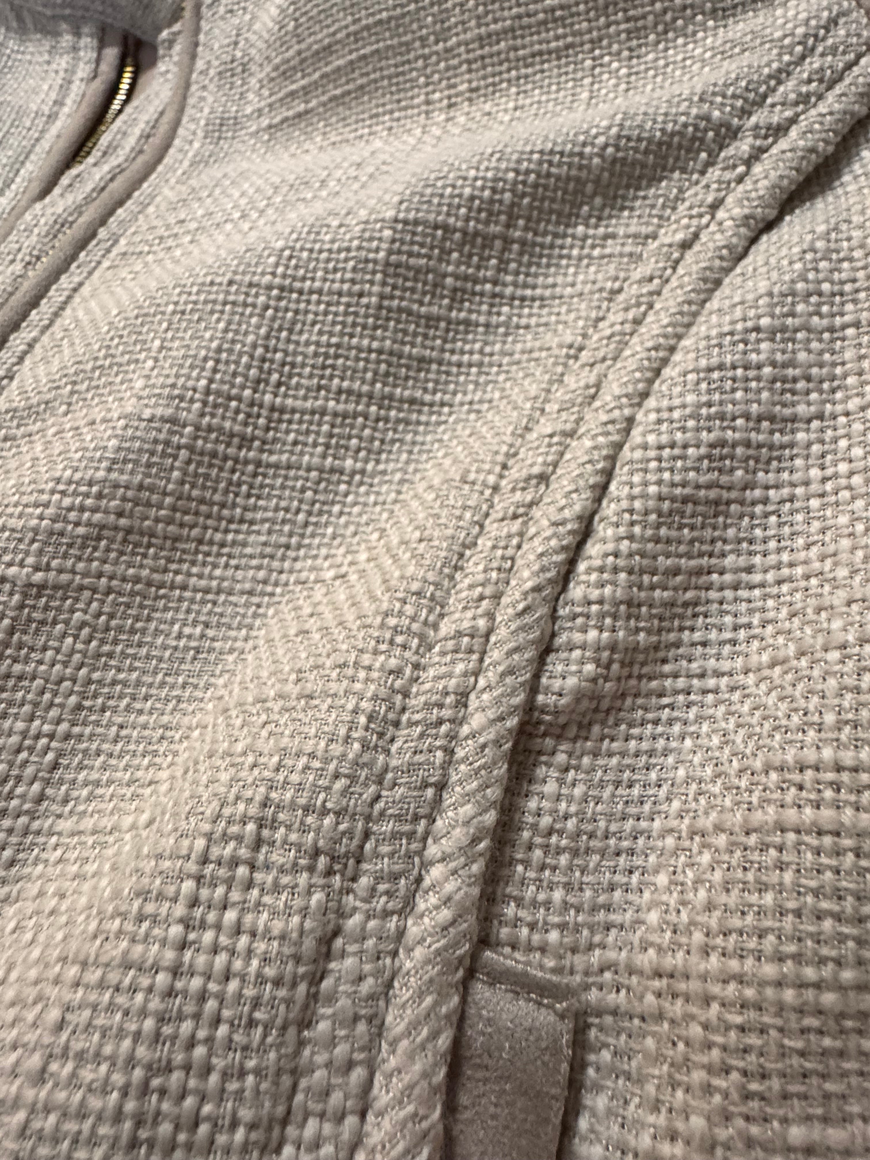 H&M – Късо яке тип Bomber с капитониране – Бежово – Размер 40