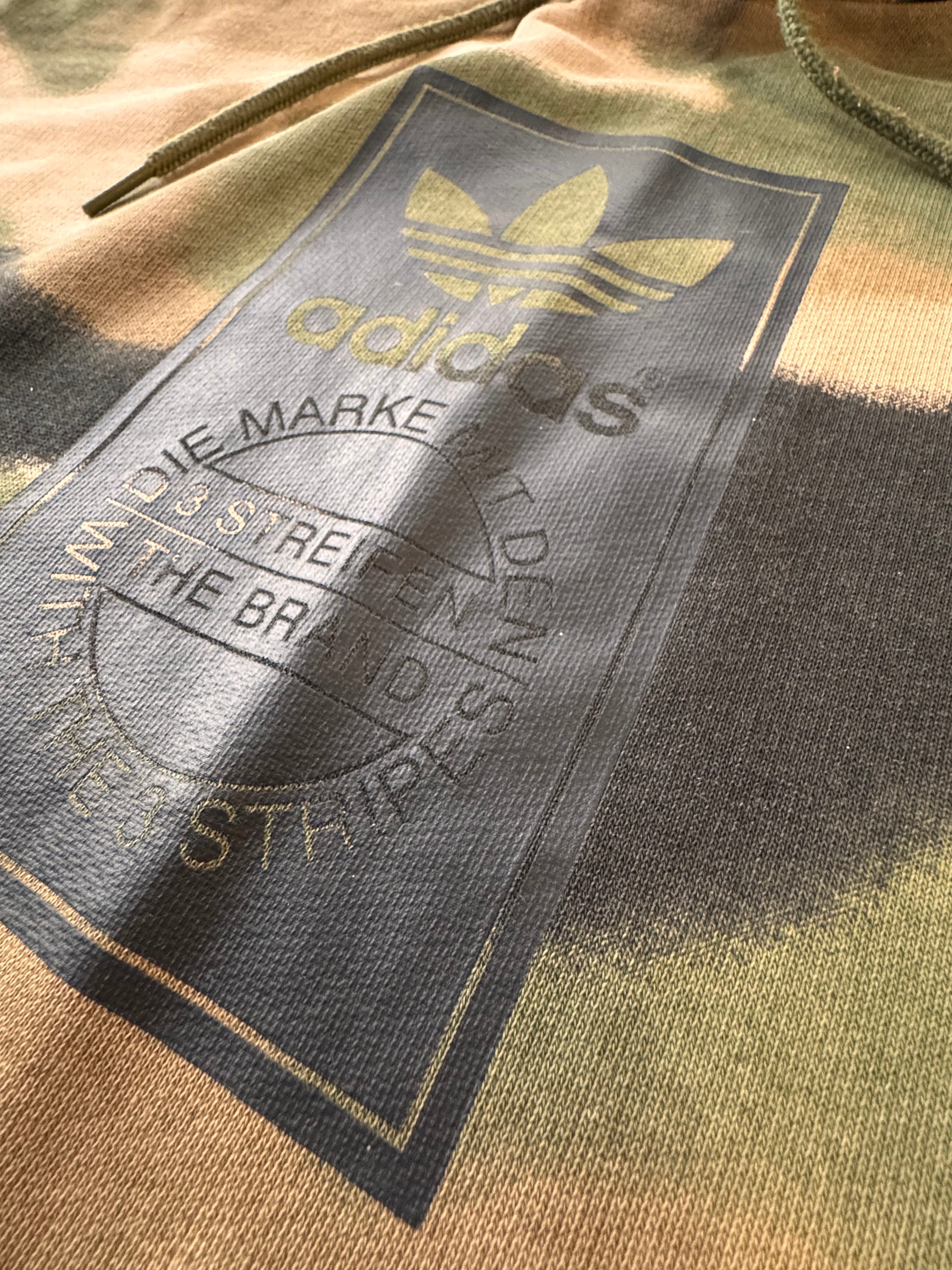 ADIDAS Суитшърт Камуфлаж